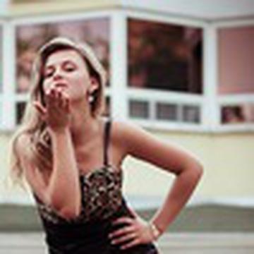 Катя Колодяжная