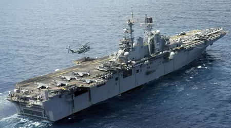 USA flytter USS Bataan, et allsidig amfibisk angrepsskip med marinesoldater, til Middelhavet.