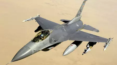 Polske F-16-jagerfly ankommer Litauen for å delta i luftoperasjoner