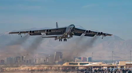 USA har utplassert fire B-52H Stratofortress atombombefly til Storbritannia
