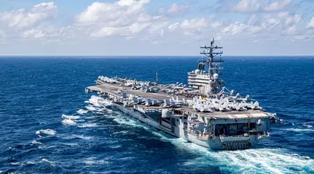 USA sendte hangarskipet USS Ronald Raegan med destroyeren USS Shoup og missilkrysserne USS Robert Smalls og USS Antietam til Republikken Korea.