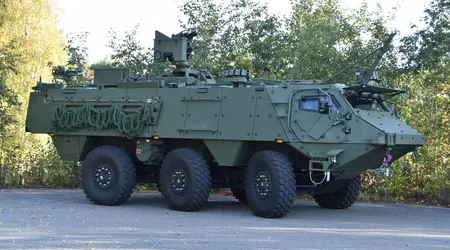 Latvias forsvarsdepartement presiserer at de vil sende 42 pansrede personellkjøretøyer av typen Patria 6x6 til Ukraina i år