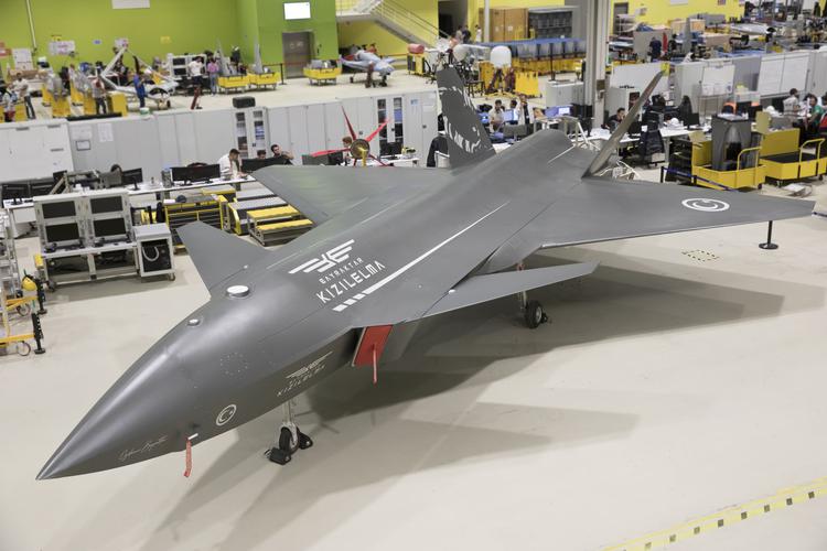 Tyrkisk UAV Kızılelma med ukrainsk motor ...