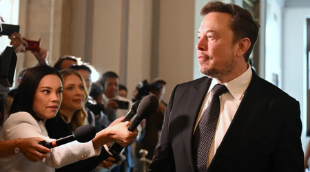 Elon Musk kalte kunstig intelligens "skadelig for menneskeheten" og etterlyste regulering av teknologien.
