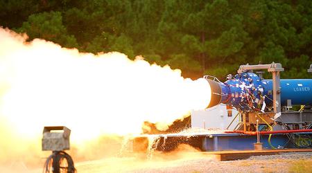 Northrop Grumman gjennomførte en statisk avfyringstest av en avansert rakettforsterker for fremtidige Artemis-ferder til Mars og Månen.