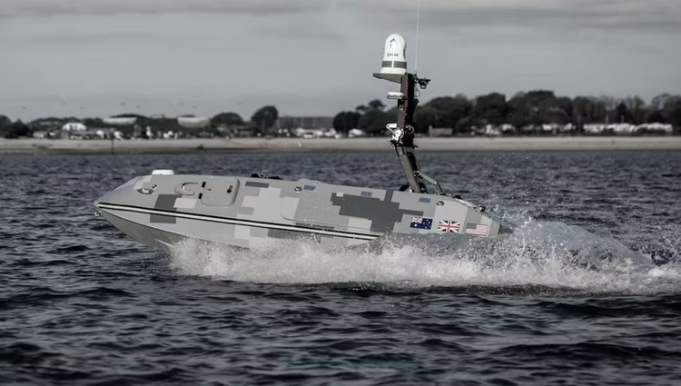 Storbritannia viser frem MARS-overflatedrone som kan ...