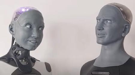 Det er akkurat som med mennesker: En kvinnelig robot ble fornærmet på en mannlig robot for en dårlig spøk.