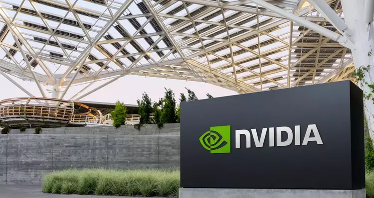 Nvidia +80% YTD 2025: tegn på ...