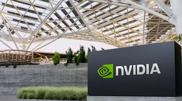 Nvidia +80% YTD 2025: tegn på ...