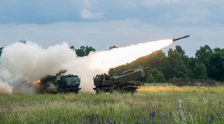 Rekognoseringsdroner, HIMARS-granater og pansrede kjøretøy: USA kunngjør en ny militær hjelpepakke på 275 millioner dollar til Ukraina