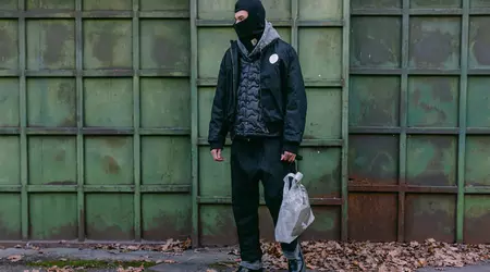 Et øyeblikk av skjønnhet: utviklerne av Disco Elysium presenterte en pose i form av en pose med hovedpersonen i spillet
