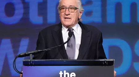 Robert De Niro anklaget Apple for å sensurere talen hans under prisutdelingen.