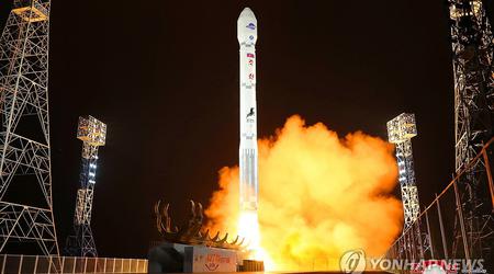 En nordkoreansk rakett eksploderte sammen med en spionsatellitt som skulle overvåke militære mål
