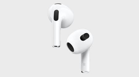 Apple planlegger å lansere rimelige AirPods og en ny versjon av AirPods Max i år.
