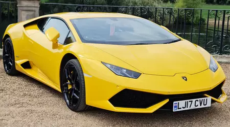 Lamborghini avduker sin nye logo