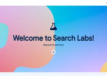 Google legger til automatisk mørk modus ...