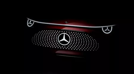 Den nye Mercedes-Benz CLA får en opplyst front og stjernelys