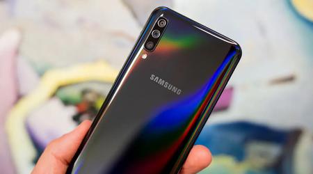 Femten modeller av Samsungs Galaxy A-linje av smarttelefoner vil få One UI 8 programvare basert på Android 16 (liste)