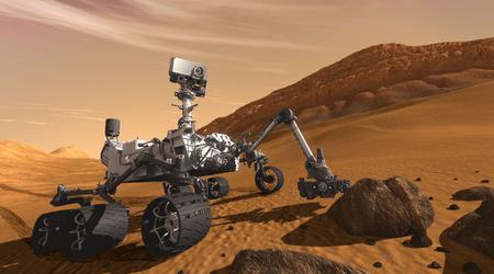 Curiosity har fullført det mest utfordrende oppdraget i sin 11 år lange historie, da roveren klatret opp til en høyde nær fjellet Aeolis Mons...