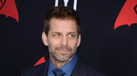 Zack Snyder har avslørt at han er en lojal Fortnite-fan og regelmessig lever seg inn i videospillets verden som en karakter fra "Rick and Morty". 