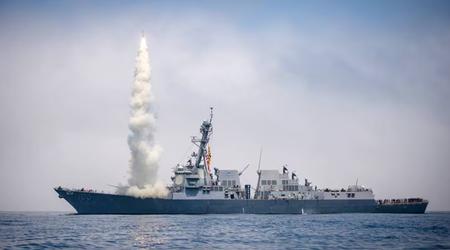 USA har godkjent salg av 600 Tomahawk kryssermissiler i Block IV- og Block V-konfigurasjoner til Japan til en pris av 2,4 milliarder dollar.
