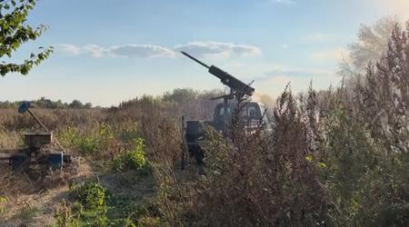 Det ukrainske militæret har laget et improvisert multippelrakettkastersystem av en LAU-131 flykaster og Hydra 70 ustyrte raketter på basis av et terrengkjøretøy.