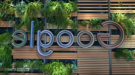 Google Foto lar deg fikse speilvendte selfies på Android: ny funksjon er nå tilgjengelig