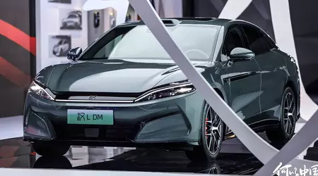 BYD Han L elektrisk sedan kan lades med to kabler samtidig