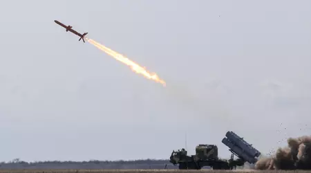 AFU traff den russiske fergeovergangen og oljeterminalen i Kavkaz-havnen med Neptun-missiler, 250 kilometer fra frontlinjen.