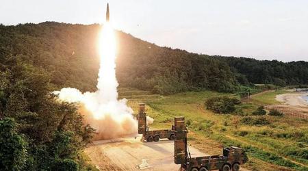 Republikken Korea viste frem L-SAM-luftvernsystemer, en mystisk UAV, K2-stridsvogner og K9-haubitser, men ikke det nyeste ballistiske missilet Hyunmoo V.