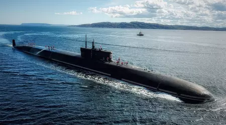 Den russiske marinen vil motta den atomdrevne ubåten "Emperor Alexander III" i 2023, som vil være bevæpnet med SS-NX-30 ballistiske missiler med termonukleært stridshode og en rekkevidde på 9 300 kilometer.