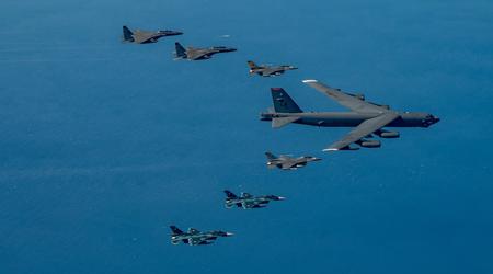 USA, Republikken Korea og Japan gjennomførte den første trilaterale luftøvelsen noensinne med B-52H Stratofortress, F-16 Fighting Falcon, F-15K Eagle og F-2.