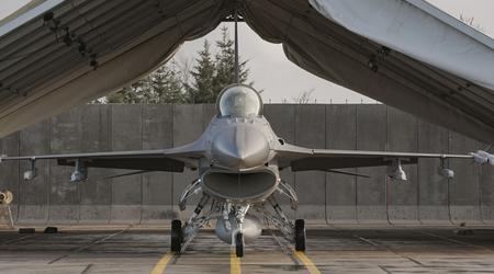 Danmark kunngjør den 18. militære bistandspakken til Ukraina: Luftvern, artilleri, granater, panservernminer og bidrag til fremtidig F-16-donasjon
