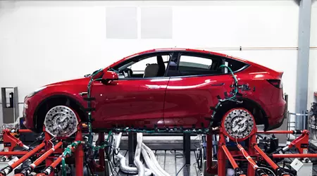 Stellantis, Toyota, Ford, Subaru og Mazda kan danne en "superpool" med Tesla for å unngå EU-bøter
