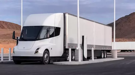 Planene for den første "offentlige" Megacharger-ladestasjonen for Tesla Semi elektriske lastebiler har blitt avslørt på nettet