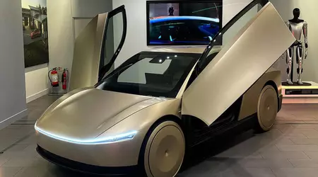 Tesla Robotaxi ubemannet taxi avduket i Storbritannia for første gang