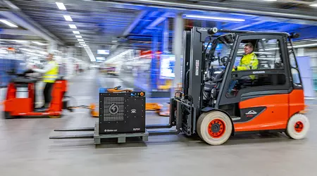 BMW Groups fabrikk i Regensburg vil erstatte elektriske traktorer og gaffeltrucker med hydrogendrevne trucker