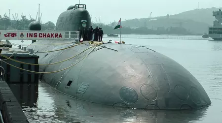 Russerne vil skrote en atomdrevet kryssermissilubåt til 785 millioner dollar som India returnerte uten å vente på at leiekontrakten skulle utløpe på grunn av motorproblemer.