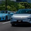 Nissan N7 ved siden av GT-R.