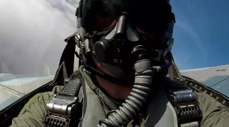 Verdensrekord: Ukrainsk F-16-pilot skyter ned 6 kryssermissiler i ett kampoppdrag for første gang i verden