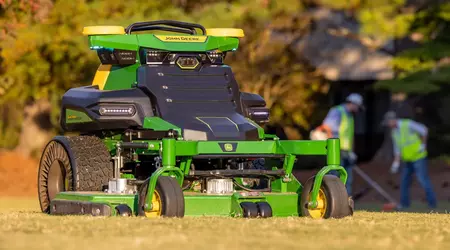 John Deeres nye robotgressklipper har et batteri på 21,4 kWh og kan kjøre autonomt i opptil 10 timer