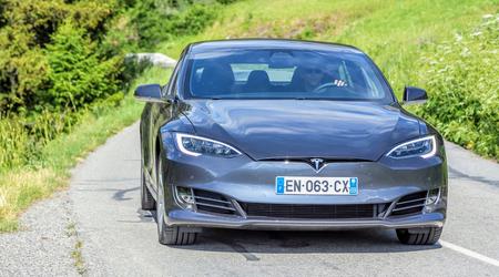 Tesla-salg i Europa faller med 49 prosent