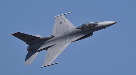 Thailand vurderer å kjøpe F-16 eller Gripen