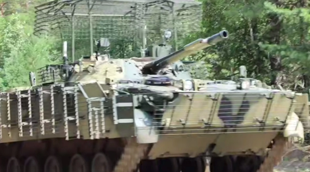 Russland overleverer et nytt parti BMP-3 infanterikampkjøretøy med forbedret beskyttelse til hæren