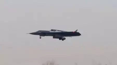 Nye detaljer om Kinas tremotorers J-36-fly har dukket opp