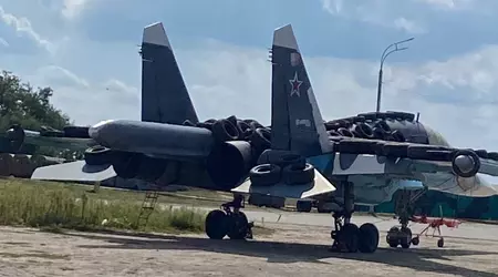 Etter de strategiske bombeflyene begynte russerne å bruke bildekk for å beskytte taktiske fly mot ukrainske angrepsdroner.