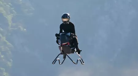 Star Wars speeder sykler er ikke lenger fantasi: Polsk ingeniør avduker innovativt flygende kjøretøy Volonaut Airbike