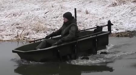 Ukrainske ingeniører har laget en unik amfibisk drone for å evakuere krigere fra slagmarken og levere forsyninger