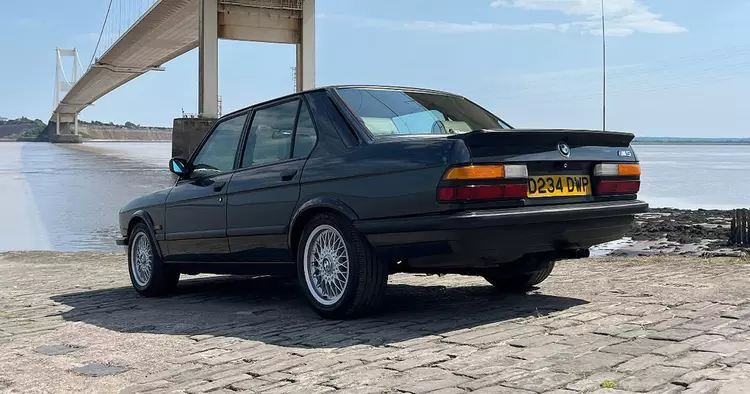 Fans fant Chris Harris' stjålne BMW ...
