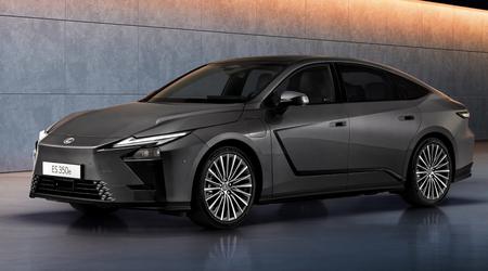 Den åttende generasjonen Lexus ES avdukes i Europa: nå hybrider og elektriske versjoner